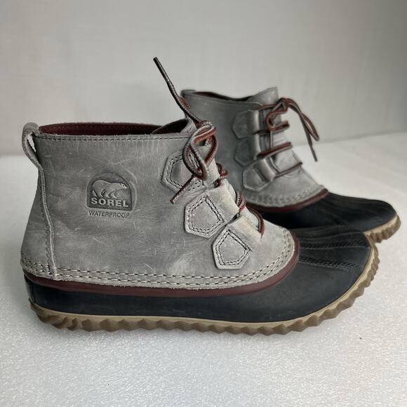 Sorel Out N About Womens Ankle Boots Duck Boot Rubber Waterproof Gray 7.5 Nubuck - Picture 1 of 11